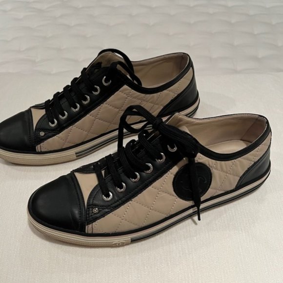 Authentic CHANEL Shoes - Picture 1 of 8